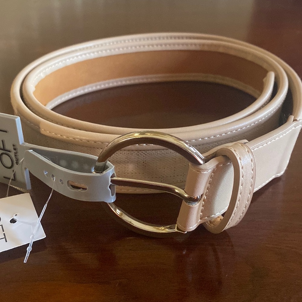 LOFT Outlet NWT Tan Belt, Large, 45” long, 1.5” wide, never worn.